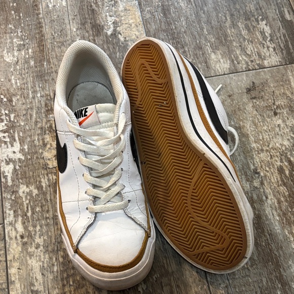 Nike Court White and Tan Sneakers - Picture 1 of 3